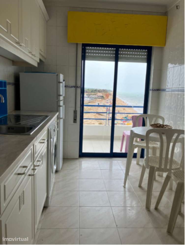 Apartamento com 2 quartos - localizado em Quarteira - Grande imagem: 5/8