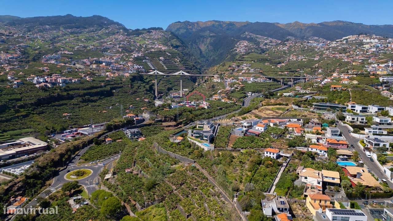 Terreno com Potencial Construtivo de 238 m² | 1.134 m² de Área Total-7