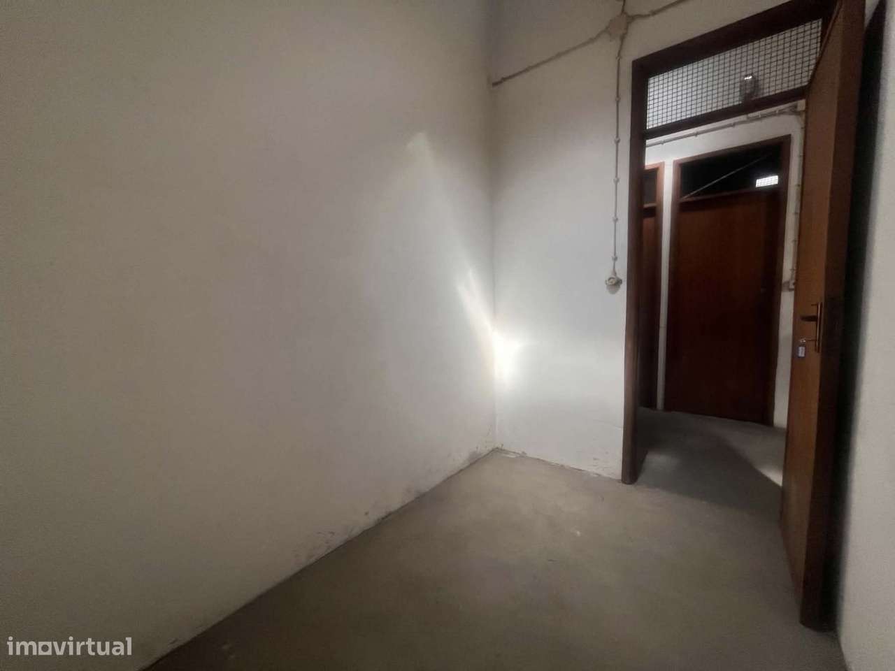 Apartamento T1 no centro do Porto com garagem-29
