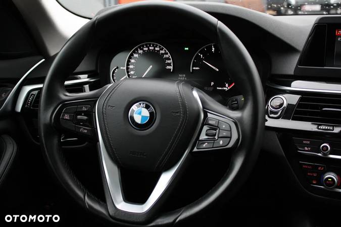 BMW Seria 5 520d Efficient Dynamics Luxury Line - 13