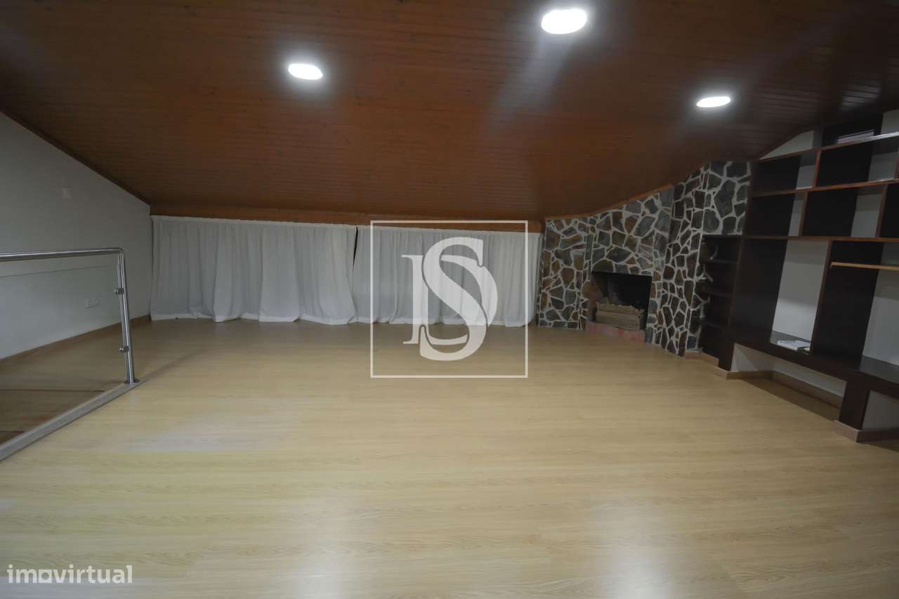 Moradia em Banda T5 Venda em Tomar (São João Baptista) e Santa Maria d-23