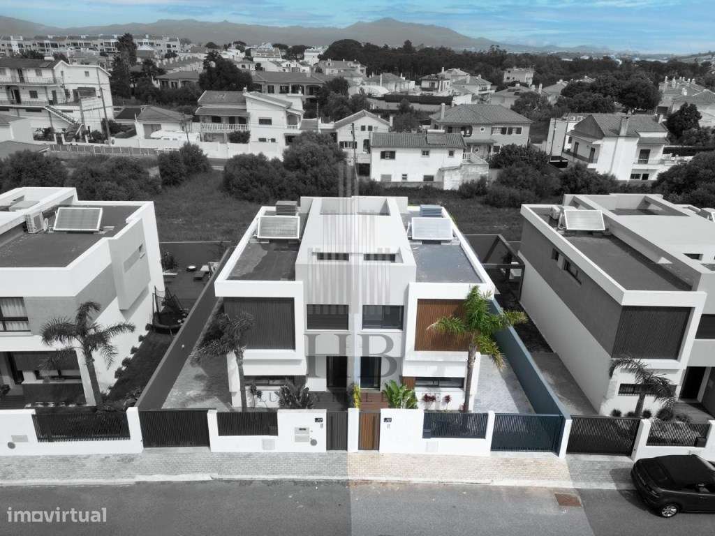 Moradia T3 com Jardim em Bicesse | Cascais-43