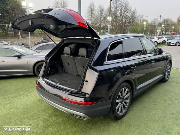 Audi Q7 3.0 TDi quattro S-line Tiptronic 7L - 55