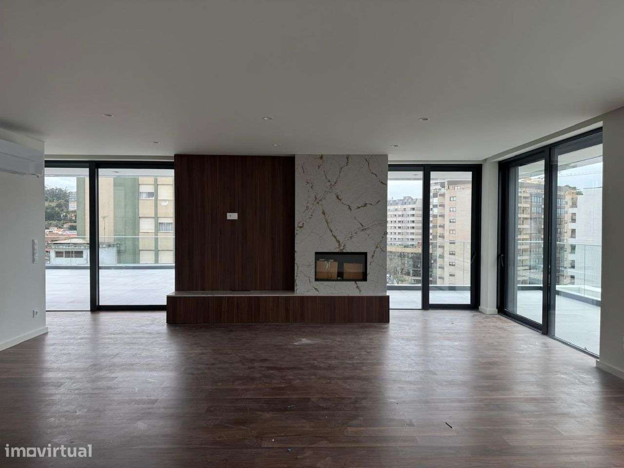 T4 Penthouse Gaia - Último Piso - Novo -Terraço 492 m2 Metro João Deus-16