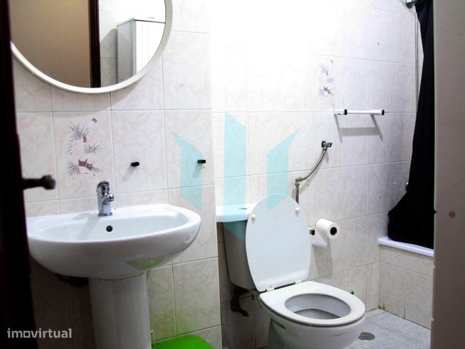 Apartamento T3 com Suite, Lareira e Áreas Amplas em Rio de Mouro-8
