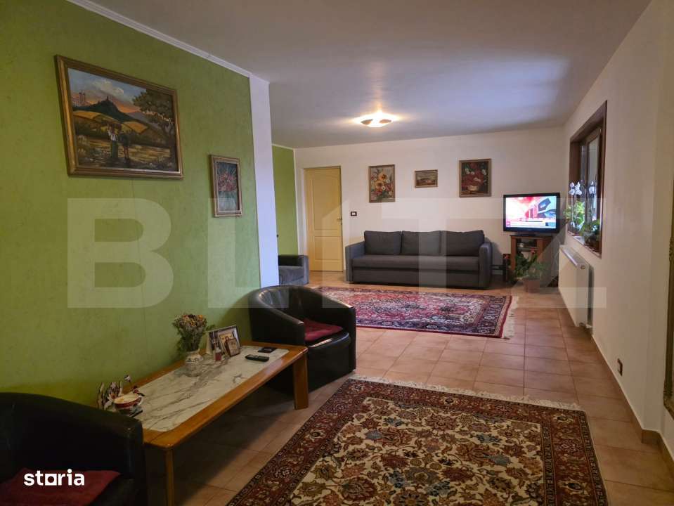 Casa de vanzare, 140 mp, zona Micro 11 - Imagine principală: 2/19