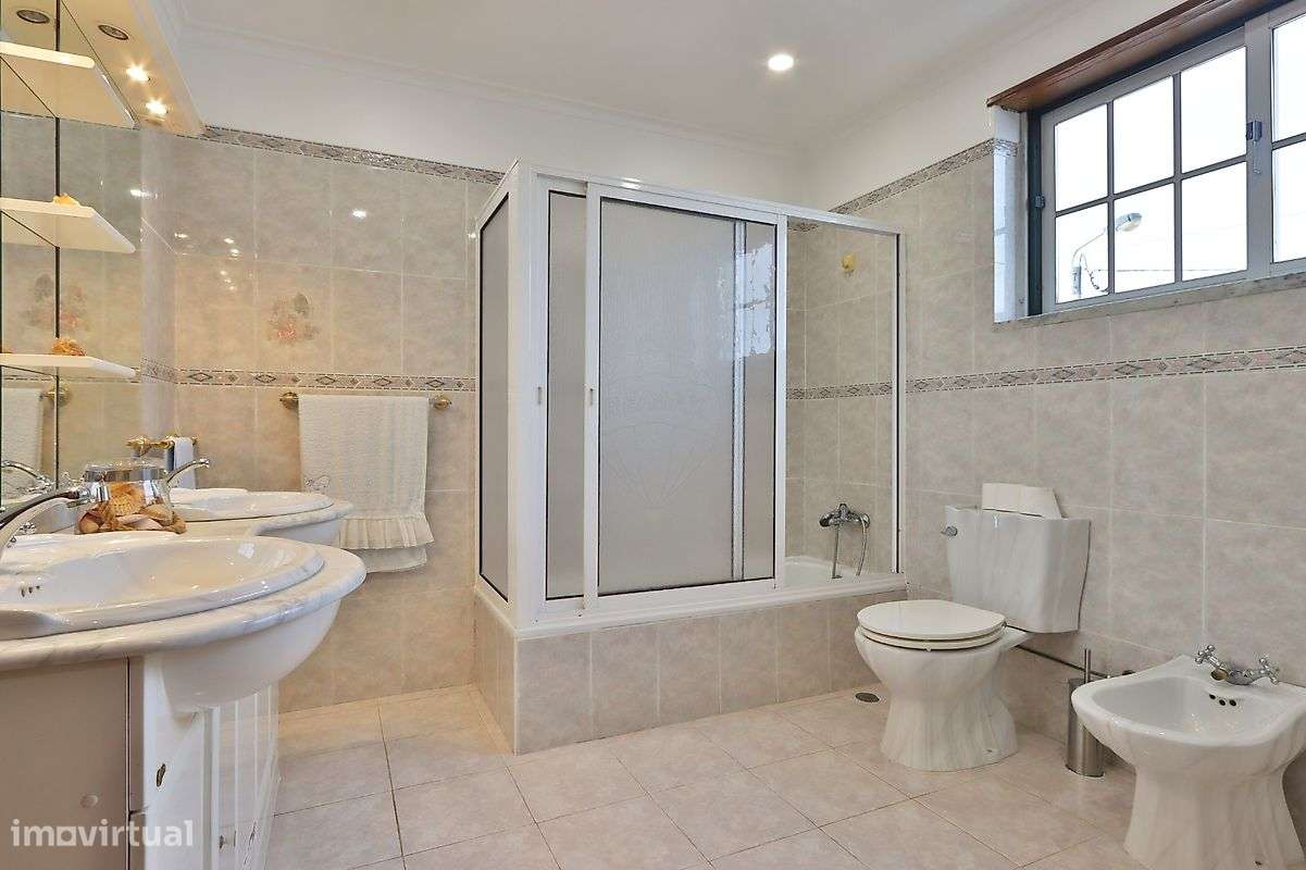 Moradia T4 para venda-24