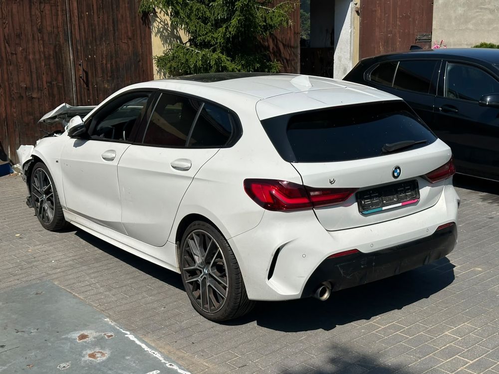 BMW 1 Series F40 (2019-) 116i Sport Line 2023