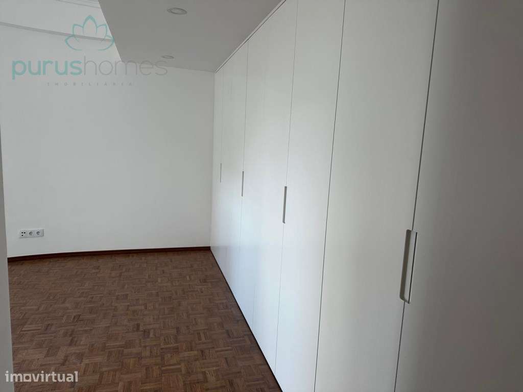 Apartamento T3 Remodelado no Campo Pequeno-18