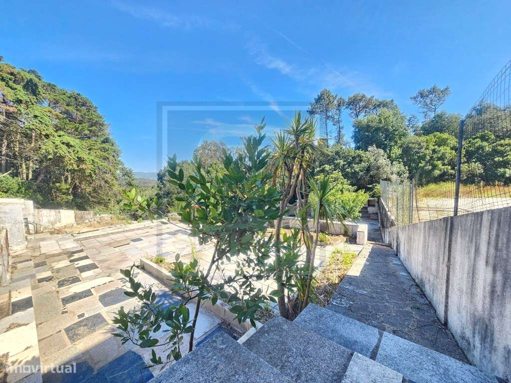 Refúgio em Mafra: Moradia T4 com Grande Potencial de Lazer e Terren...-27