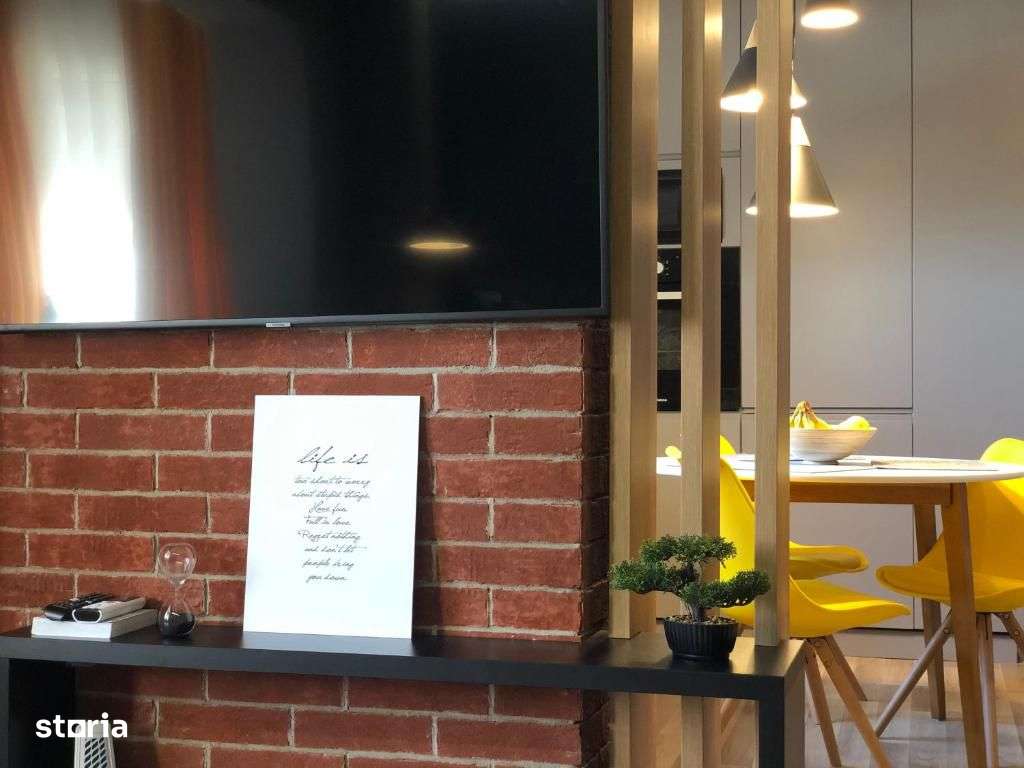 Garsoniera de inchiriat Piata Unirii - Imagine principală: 2/8