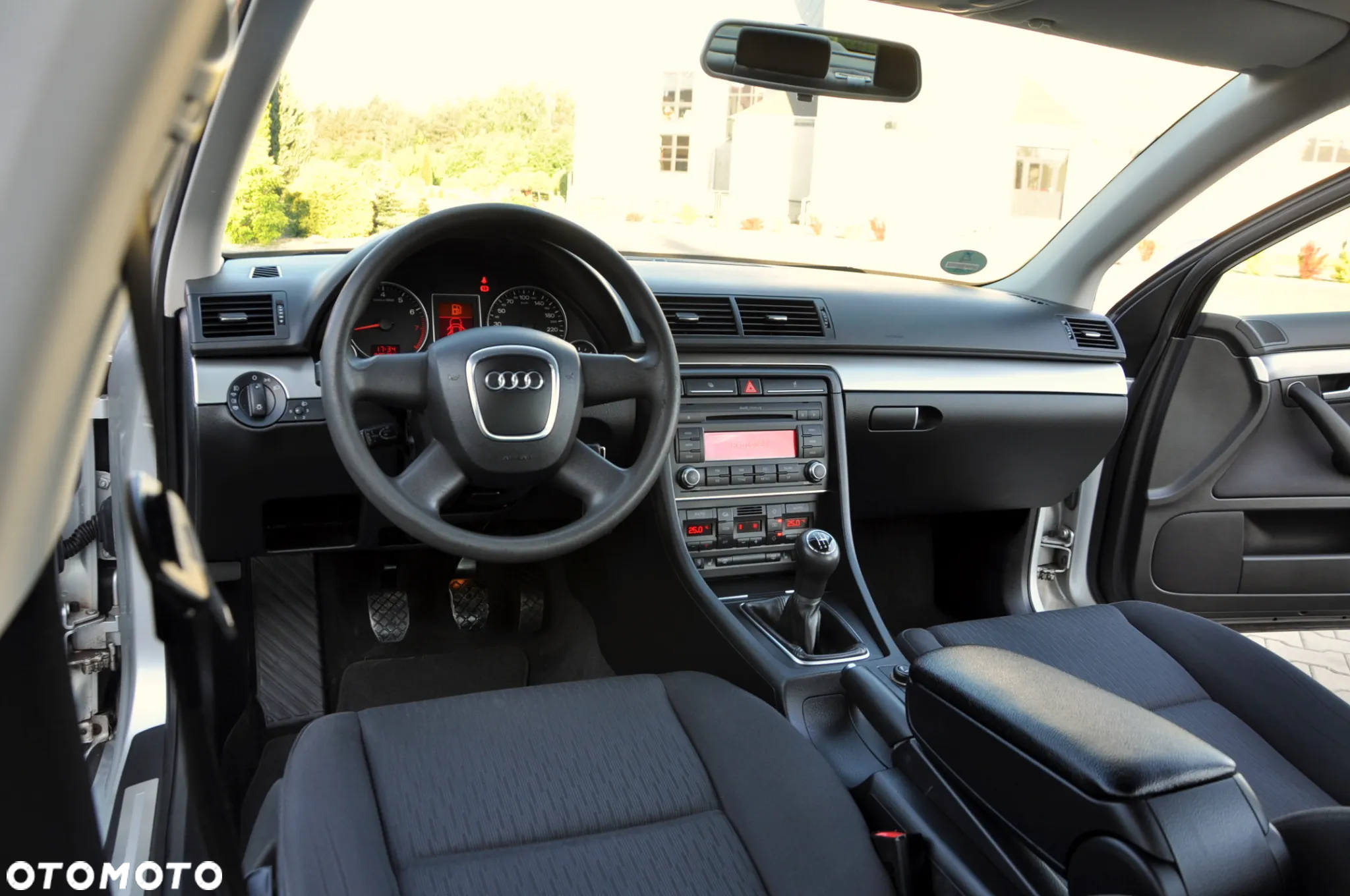 Audi A4 Avant 1.6 - 35