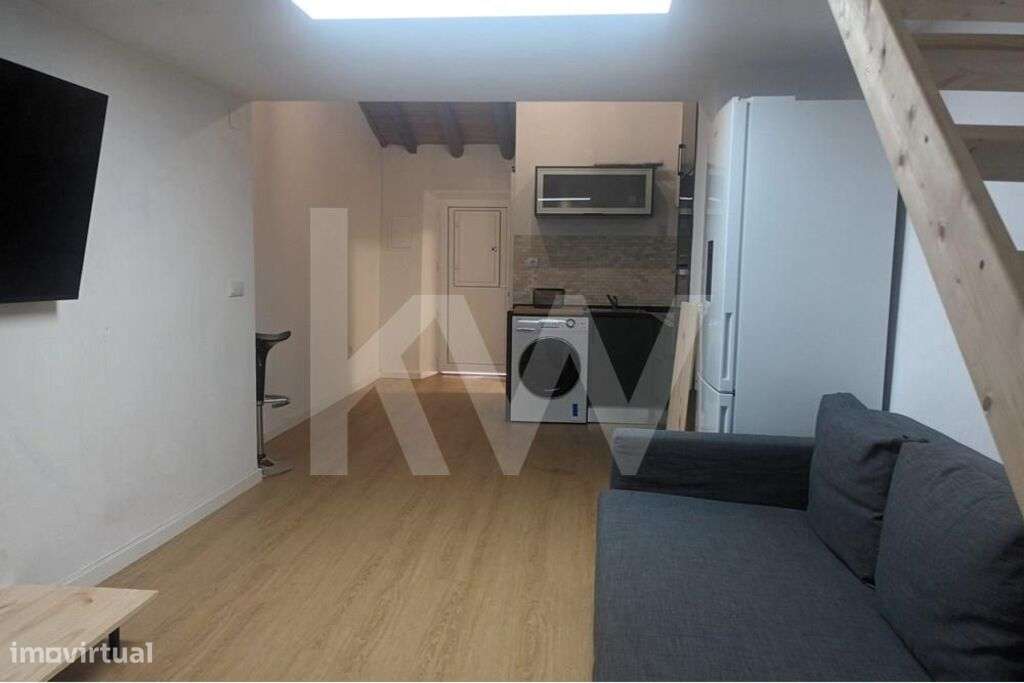 Oportunidade para Investidores: Estúdio renovado mais T0 em Corvos - M - Grande imagem: 5/27