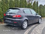 Alfa Romeo 147 1.6 T.S Impression - 15