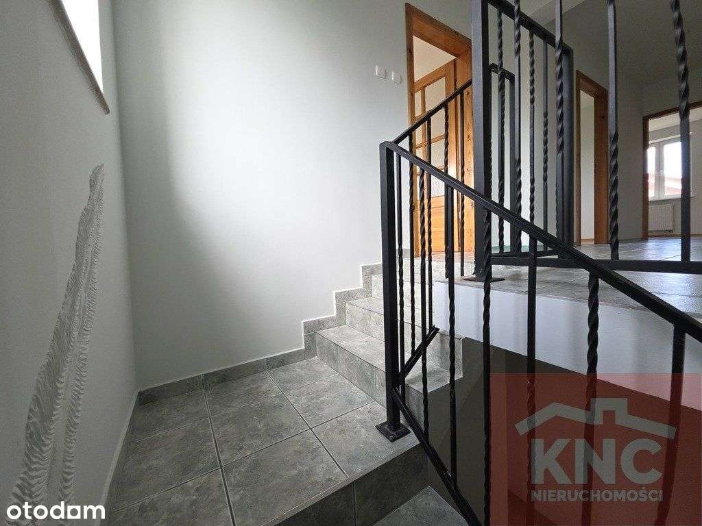 Dom na os. Olsztyńskim-12