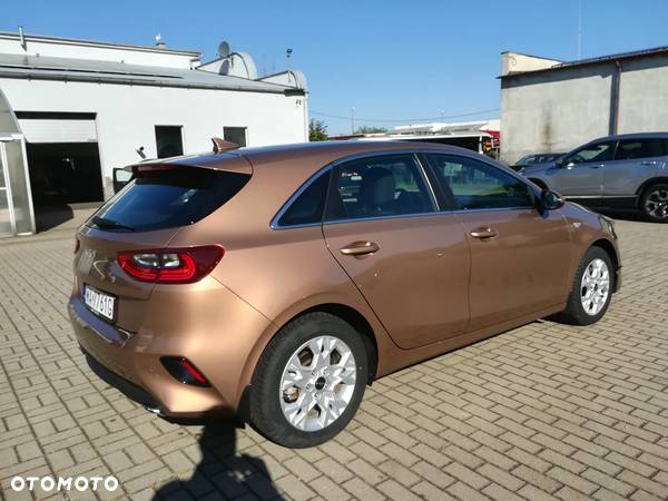 Kia Ceed 1.5 T-GDI M - 5