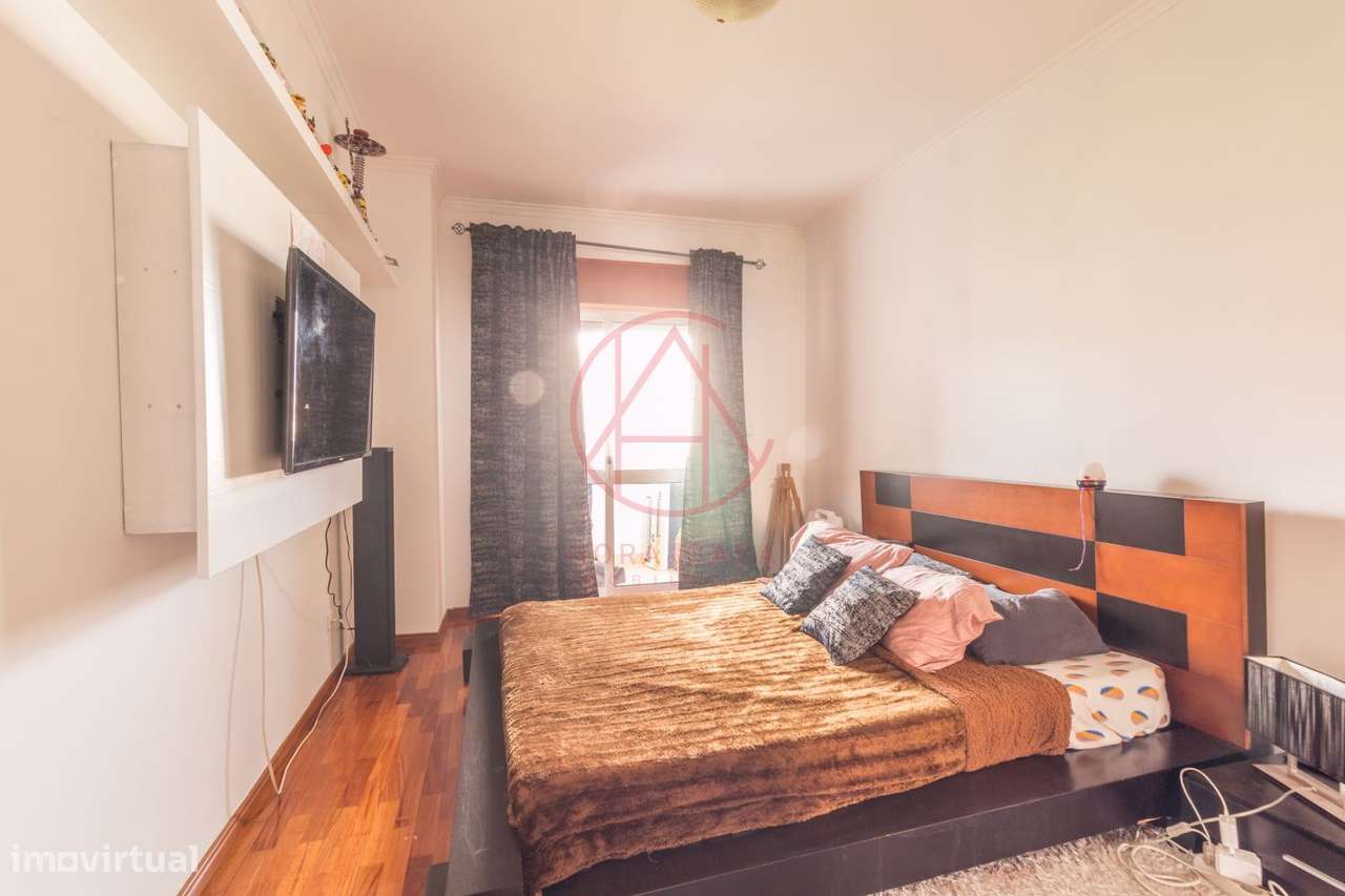 T2 Povoa de Santa Iria com varanda-21