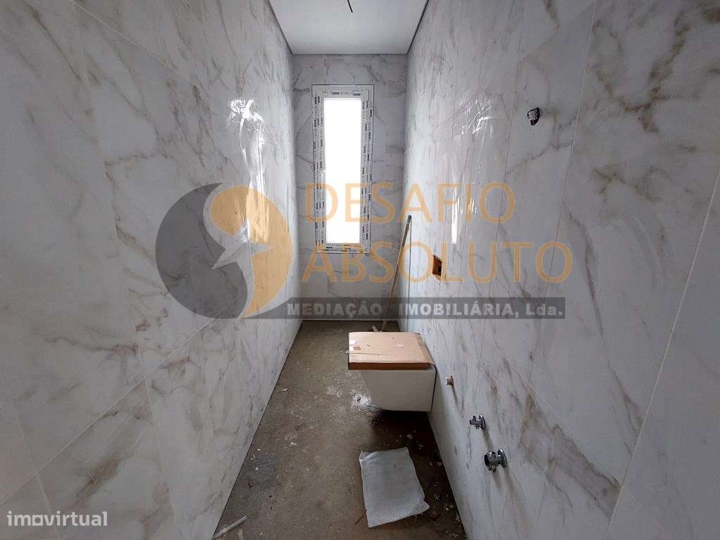 Moradia Isolada Térrea T4, com Piscina e Garagem. Azeitão-14