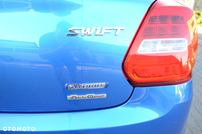 Suzuki Swift 1.2 Dualjet Hybrid Allgrip Comfort - 4