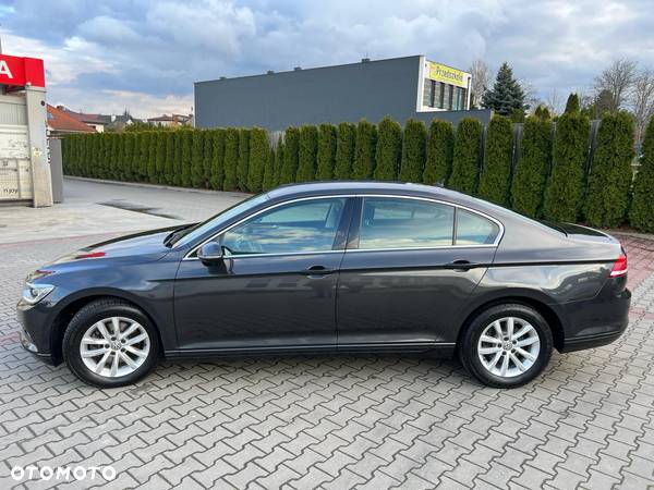 Volkswagen Passat 1.5 TSI EVO Elegance DSG - 4