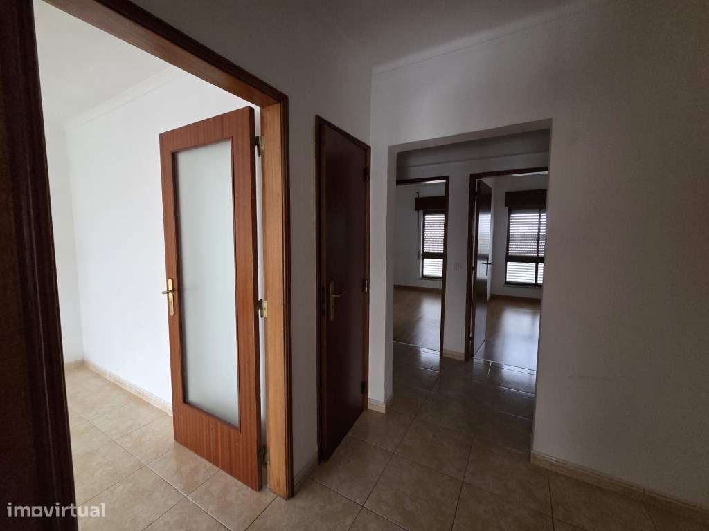 Apartamento T2 para arrendamento no Alto do Seixalinho, Barreiro - Grande imagem: 5/13