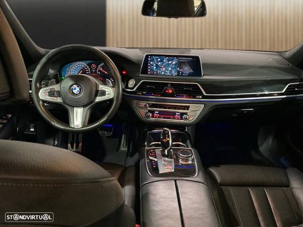 BMW 725 d Pack M - 10