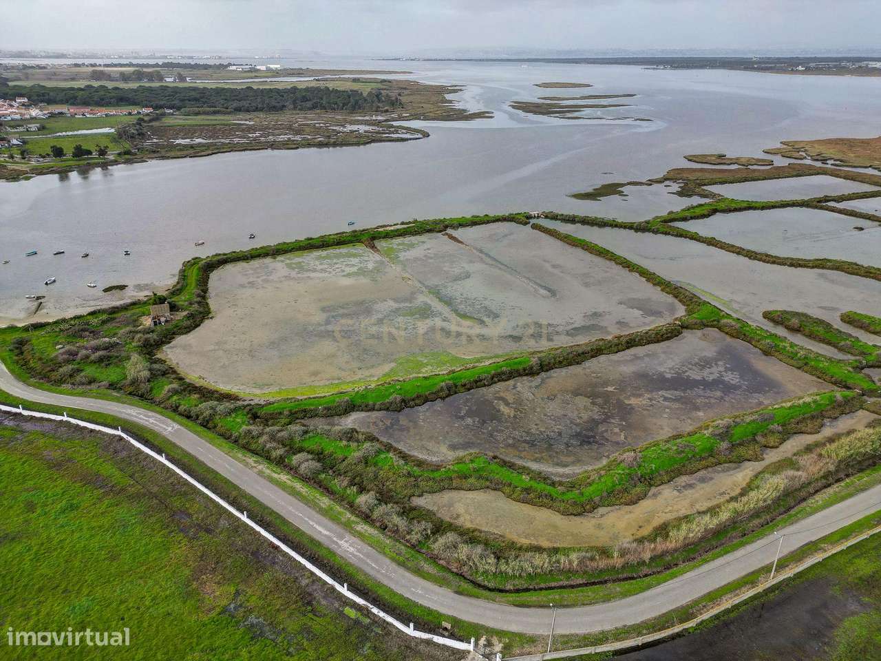 Marinha com 5 ha, destinada a piscicultura, em Sarilhos Grandes, Monti-10