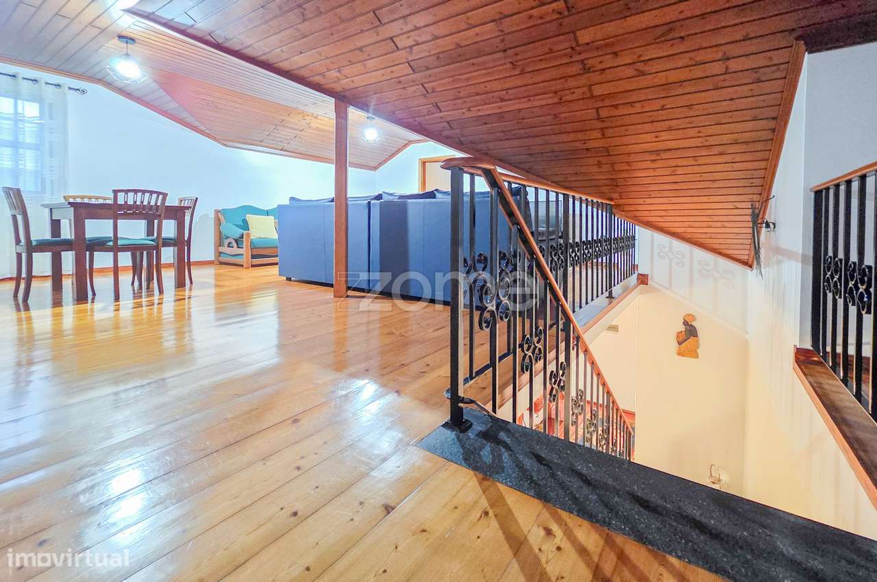 Moradia T4+1 na Ilha do Pico com Terraço Panorâmico e Vista Mar-19