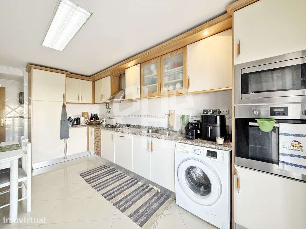 Apartamento T3 / C/Parqueamento // Santa Marta Corroios-6