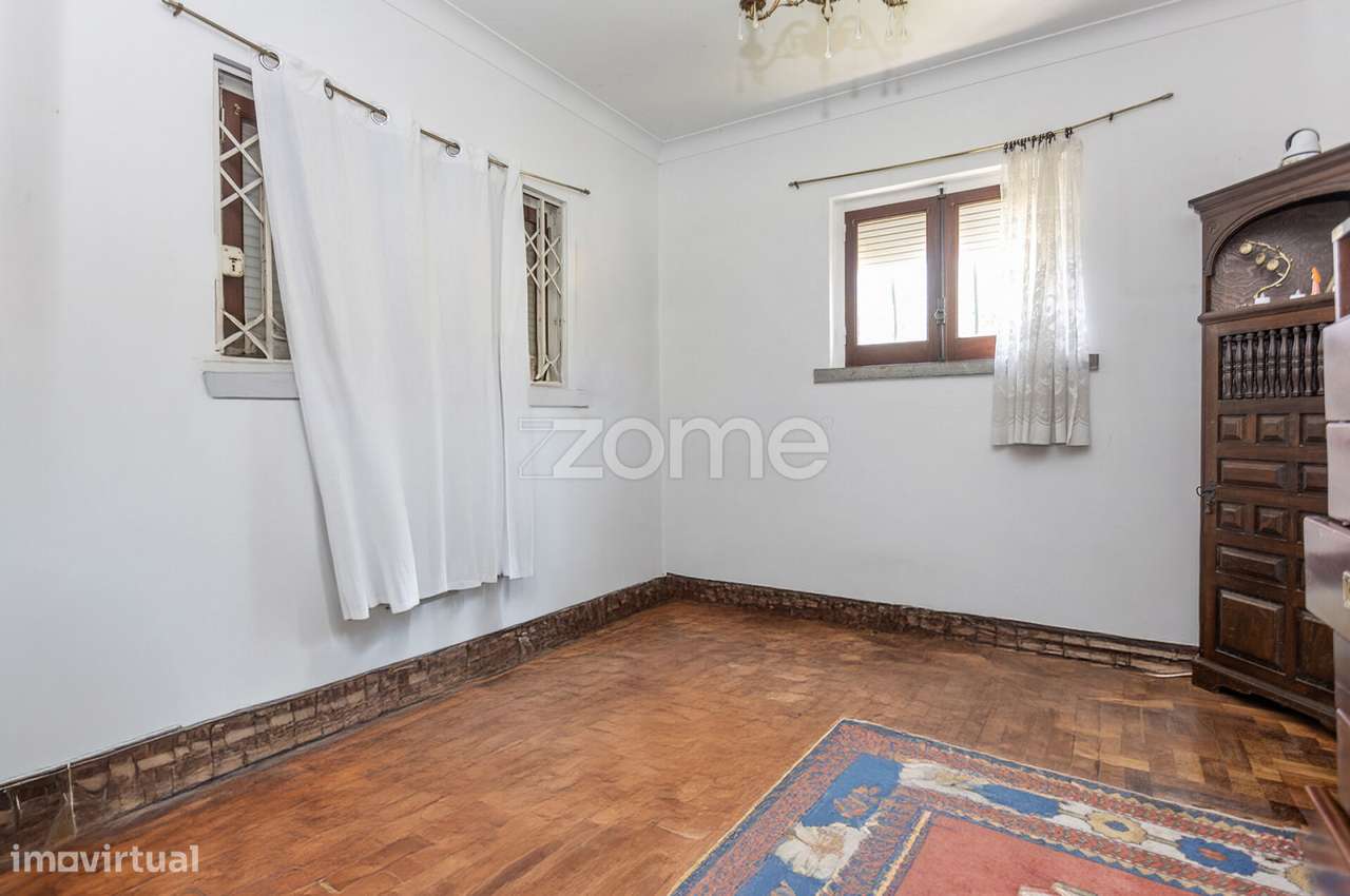 Moradia T5 a 3 minutos a pé da Praia de Carcavelos-7