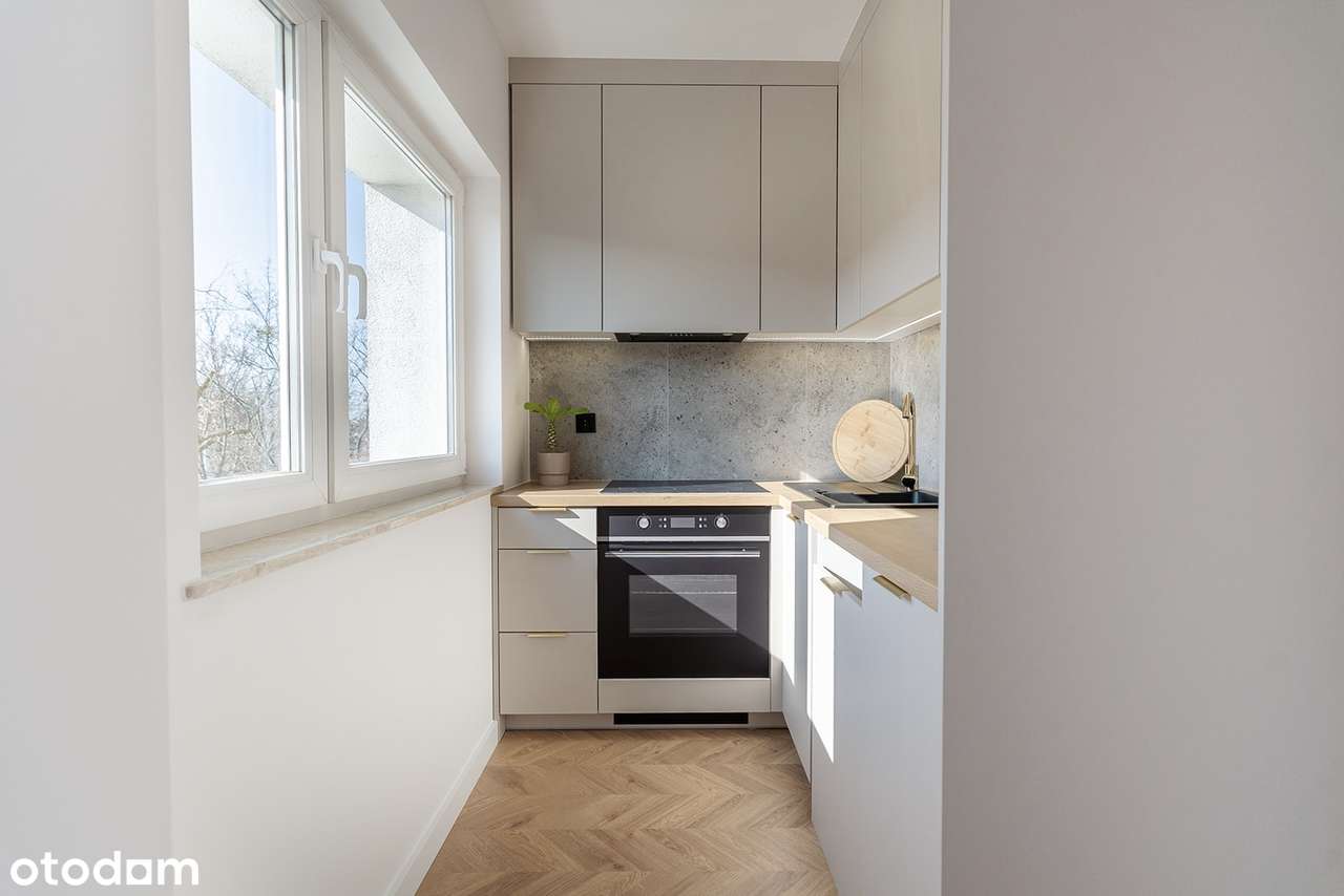 Nowe wnętrze po remoncie! 3 pokoje z balkonem-2