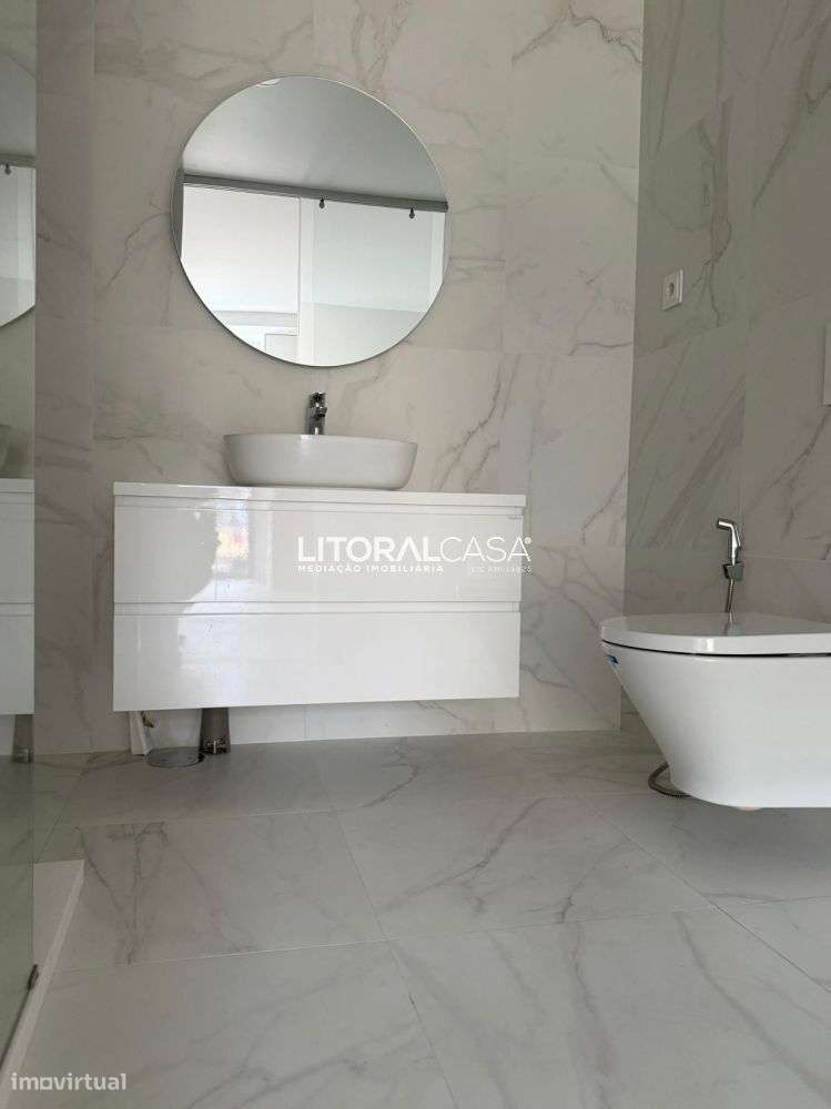 Apartamento T2 | Praia da Barra | Varanda | Garagem fechada - Grande imagem: 5/28