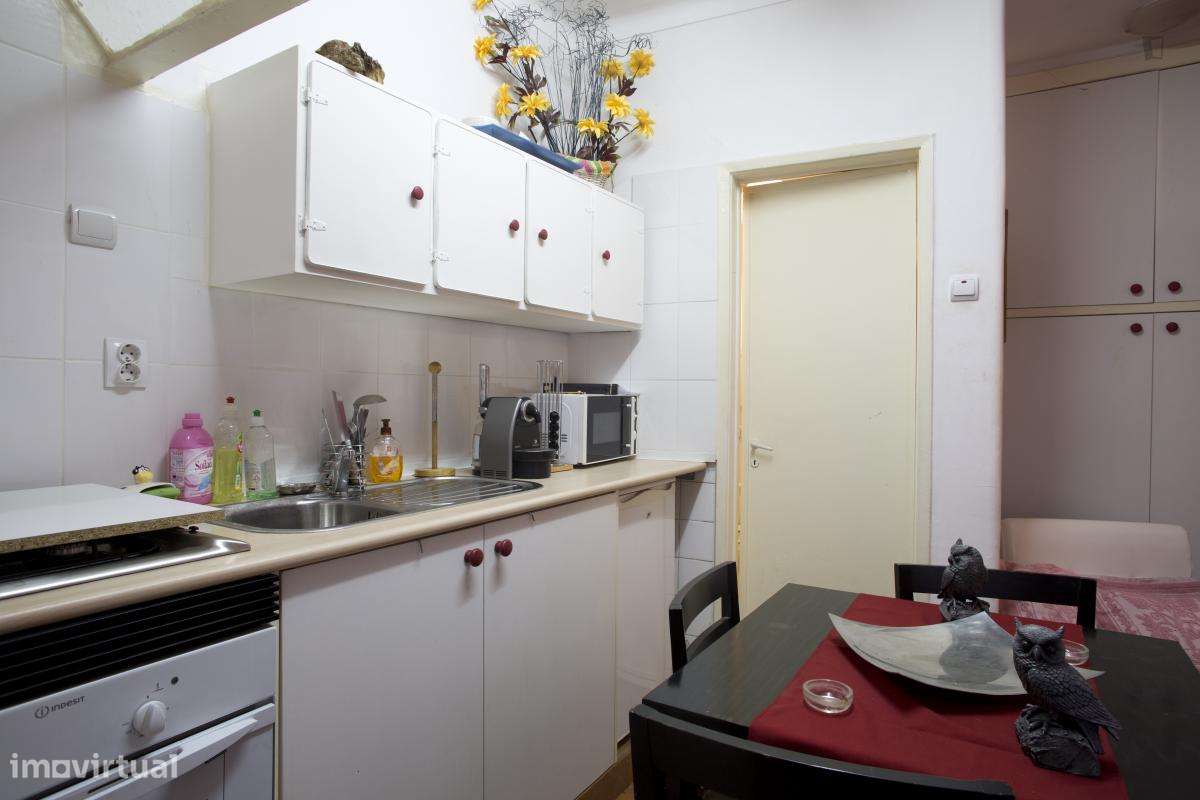 Quarto - localizado em São Bento Lisbon - Grande imagem: 4/9