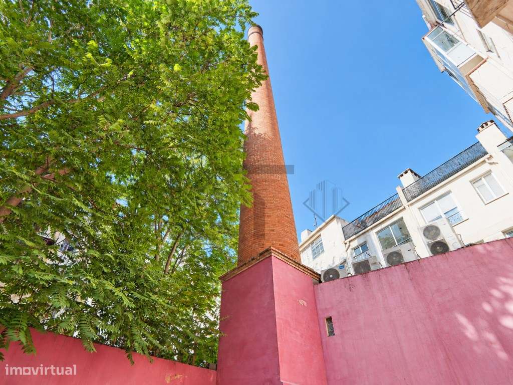 Apartamento T3+1 com Pátio Privado a 2 passos da Av. da LIberdade p...-14