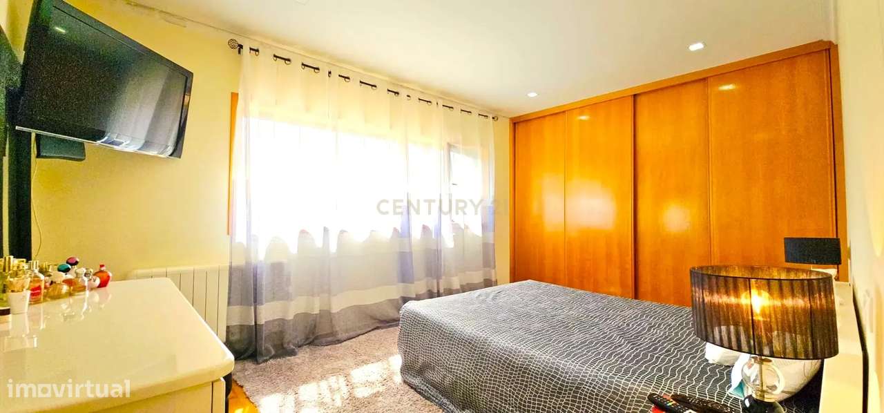 Moderna Moradia T4 com Piscina em Aldreu, Barcelos-31