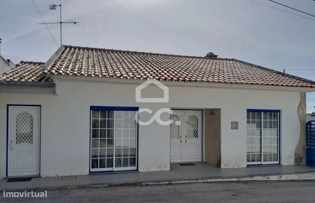 Moradia V3 + 2 - Grande imagem: 2/5