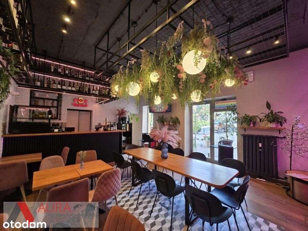 Przestronny lokaly na Starym Mieście za odstępne !-2