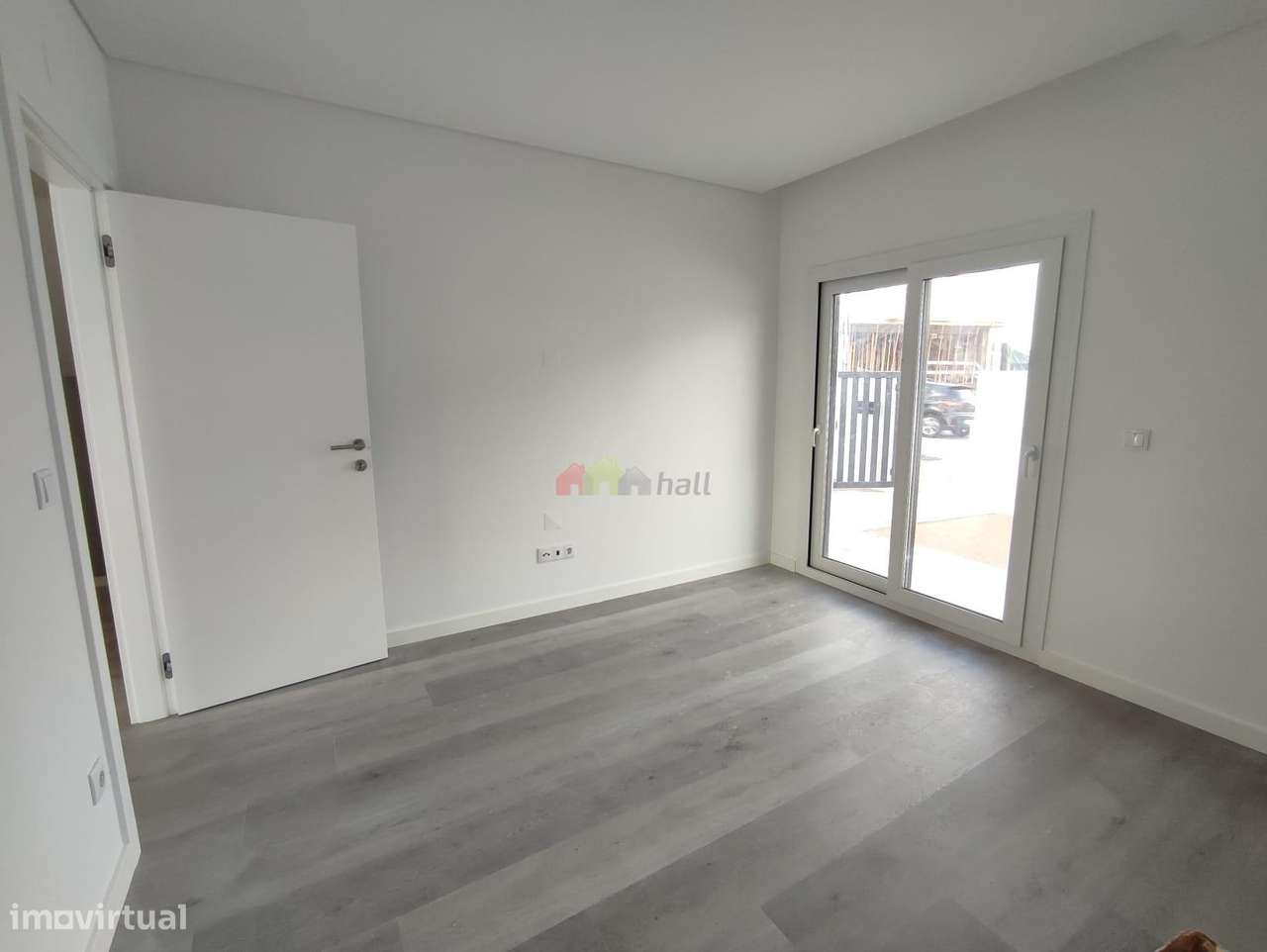 A estrear em Vale de Milhaços, Moradia T5 – Corroios - Grande imagem: 5/48