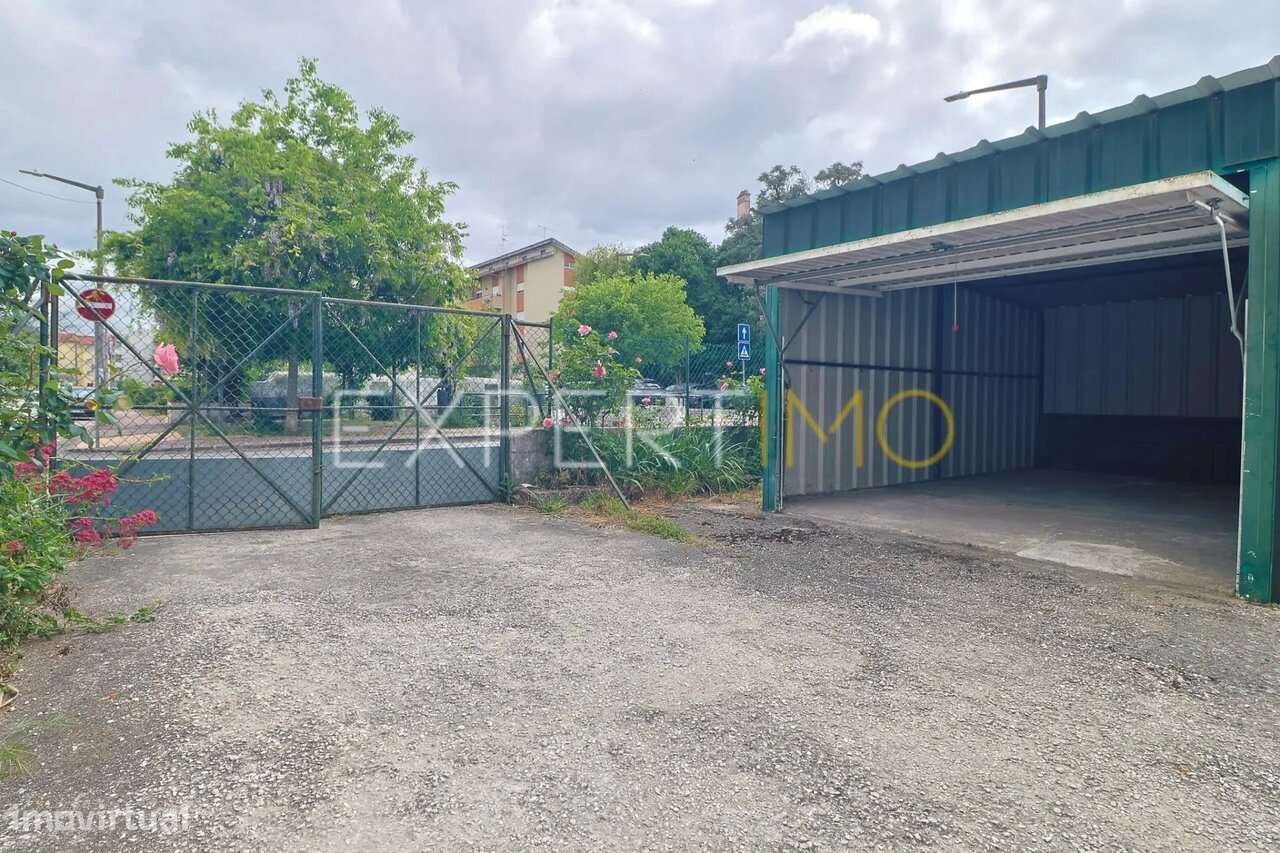 Excelente T2 com varanda e estacionamento em Eiras - Coimbra-14