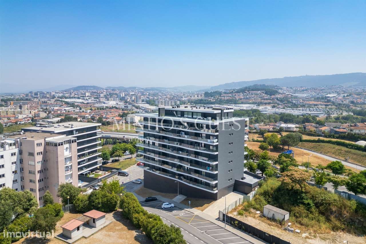 Apartamento T3 c/ Varandas Amplas e Cobertas - Ferreiros, Braga - Grande imagem: 4/26