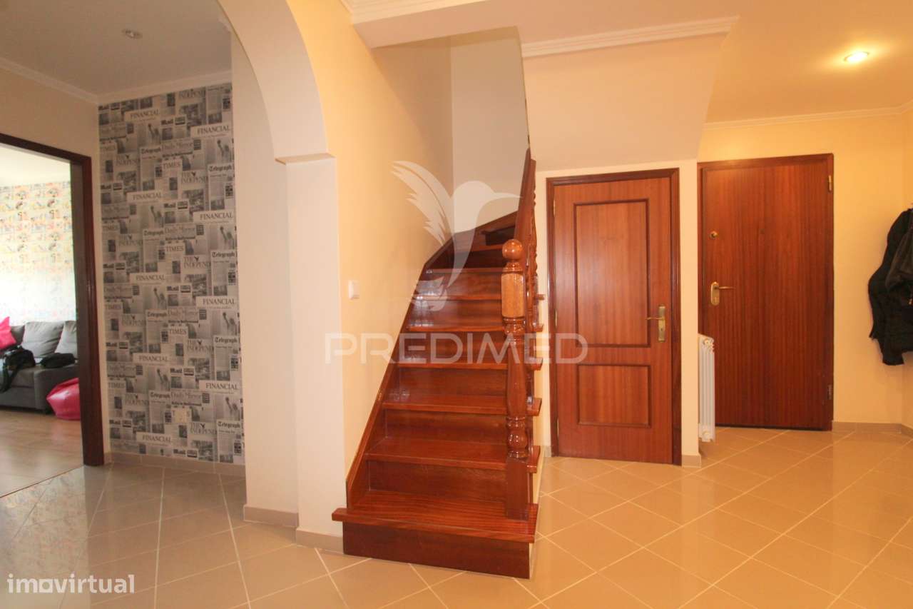 Duplex T3+2 com terraço e garagem - Grande imagem: 2/38