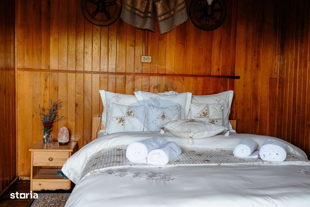 Vânzare pensiune renovată 2025 – 6 camere, Corbșori (Poenari)-15