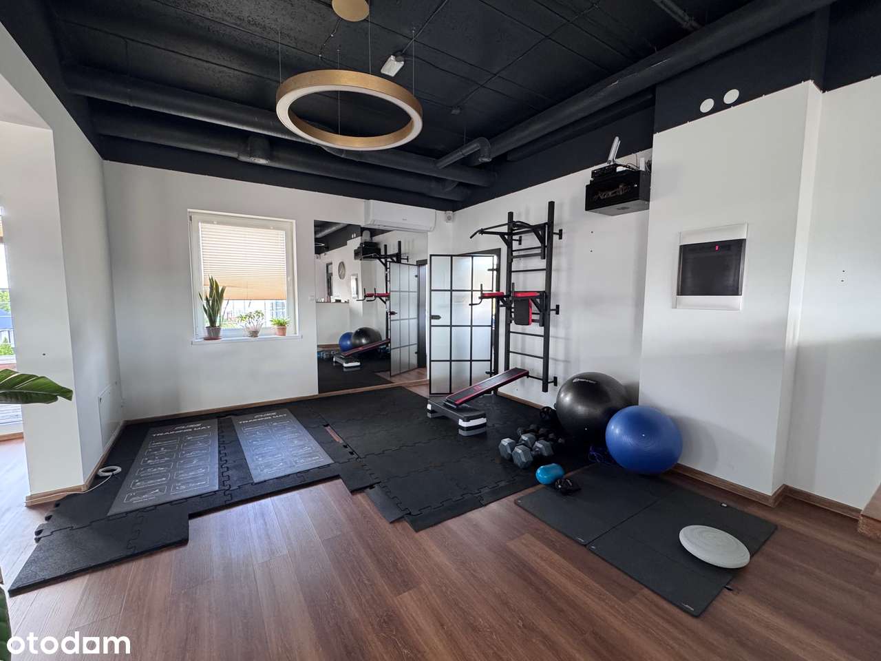 Klub Fitness - funkcjonująca firma-11