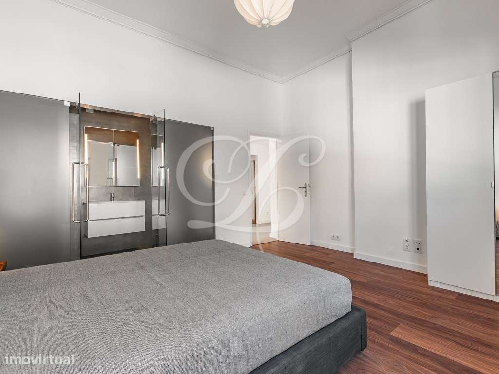 Moradia T5 c/ Piscina e Zona Lounge | Estoril-37