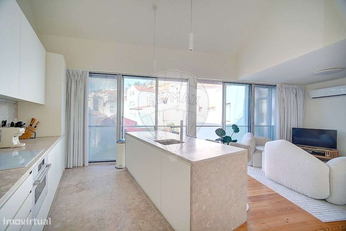 Apartamento T2 para arrendamento - Grande imagem: 2/34