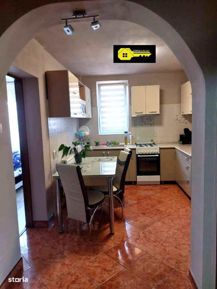 Ap. cu 3 camere, decomandat, mobilat si utilat complet , Rogerius - Imagine principală: 5/8