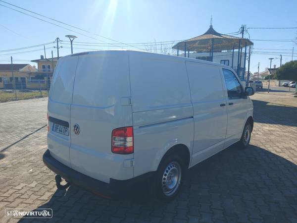 VW T5 Transporter 2.0 TDI - 5