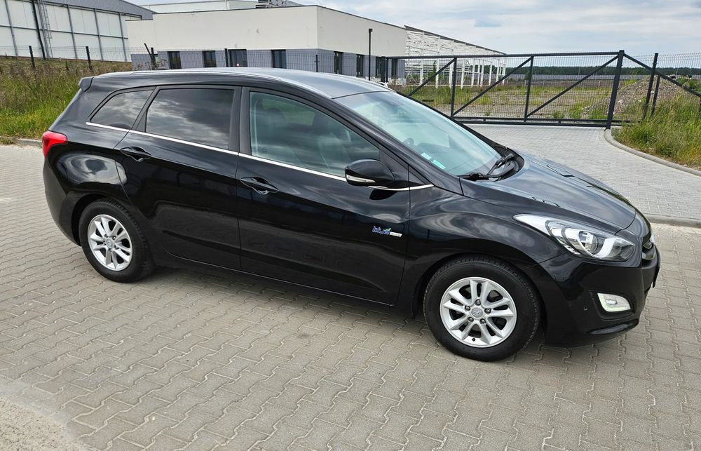 Hyundai i30 II 1.6 CRDi BlueDrive Premium 2014
