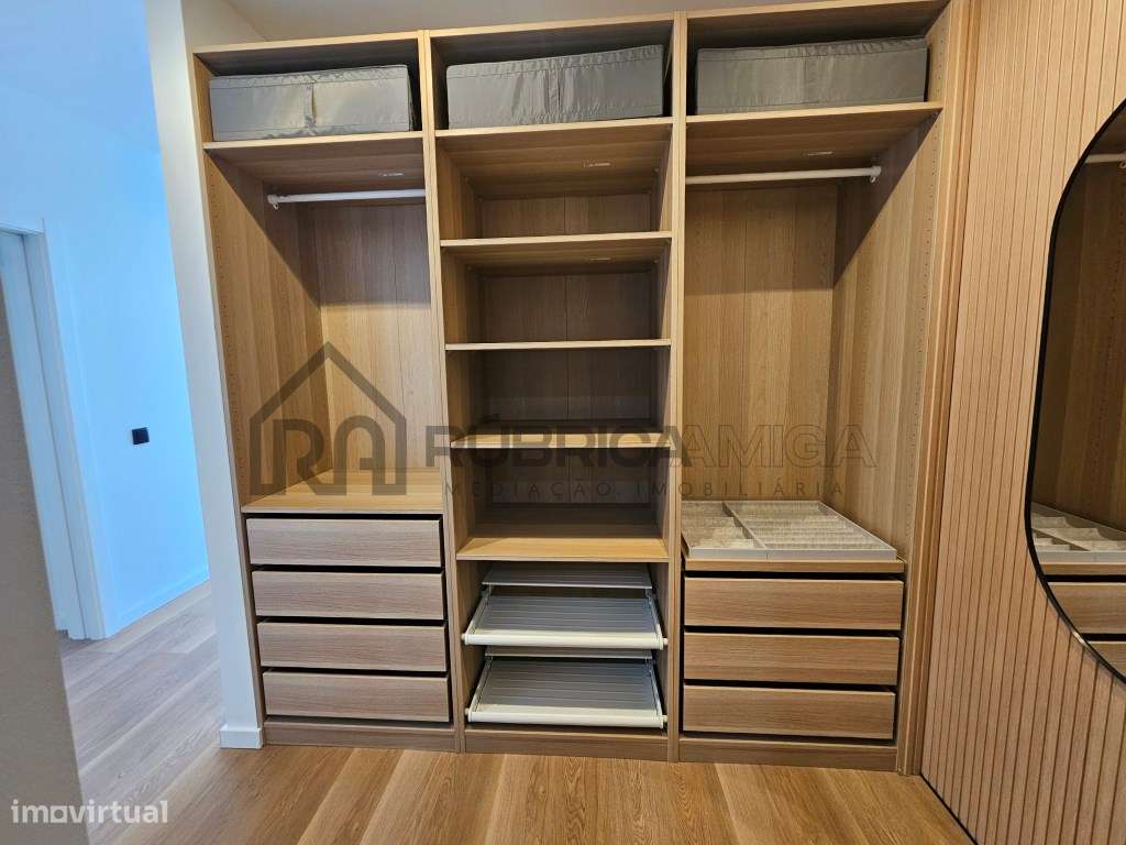 T3 renovado na zona de Betunes em Loulé-10