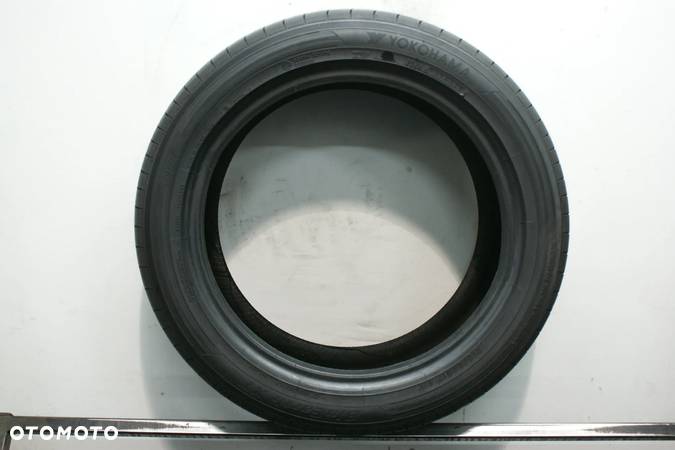 215/50R17 YOKOHAMA BLUEARTH-XT AE61 , 7,7mm 2021r - 3